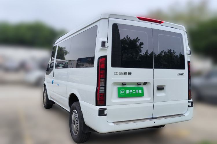 Used JMC Fushun 2025 2.0T 8AT Diesel Short-Wheelbase Low-Roof Commercial Multi-Purpose Passenger Vehicle with 5/6 Seats and Dual-Swing Tailgate Rear Left 45 Deg