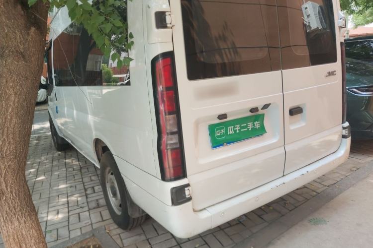 Used JMC Fushun 2025 2.0T 6MT Diesel Mid-Roof Mid-Height Commercial Multi-Purpose 7-Seater Passenger Vehicle Rear Left 45 Deg