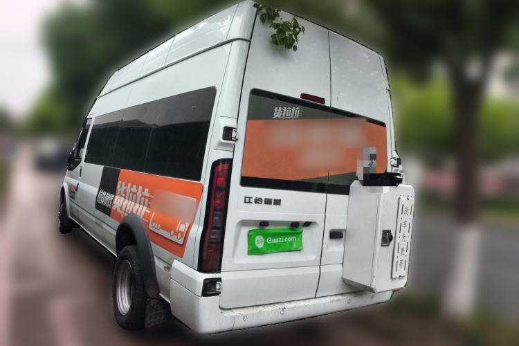 Used JMC Fushun 2025 2.0T 6MT Diesel Mid-Roof High-Arch Commercial Multi-Purpose 7-Seater Passenger Vehicle Rear Left 45 Deg
