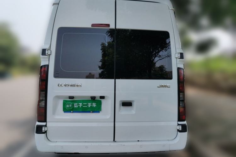 Used JMC Fushun 2025 2.0T 6MT Diesel Mid-Roof Mid-Height Commercial Multi-Purpose 7-Seater Passenger Vehicle Rear