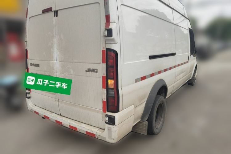 Used JMC Fushun 2025 2.0T 6MT Diesel Long-Wheelbase High-Roof Commercial Van – 2/3 Seats Rear Right 45 Deg