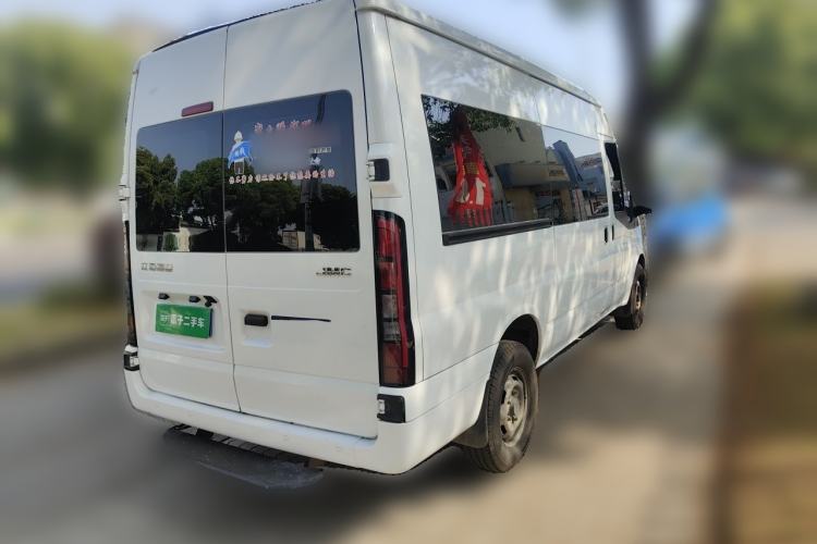 Used JMC Fushun 2025 2.0T 6MT Diesel Mid-Drive Mid-Roof Commercial Multi-Purpose 7-Seater Passenger Vehicle Rear Right 45 Deg