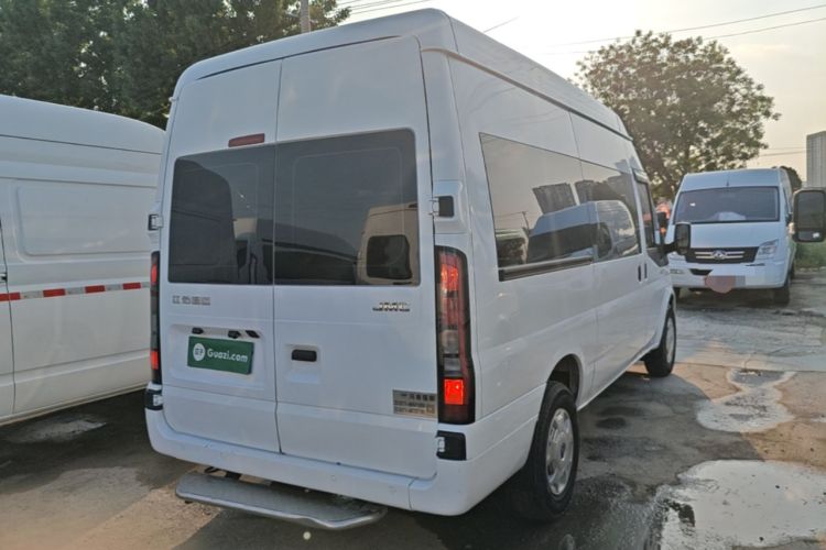 Used JMC Fushun 2025 2.0T 6MT Diesel Mid-Roof Mid-Height Commercial Multi-Purpose 7-Seater Passenger Vehicle Rear Right 45 Deg