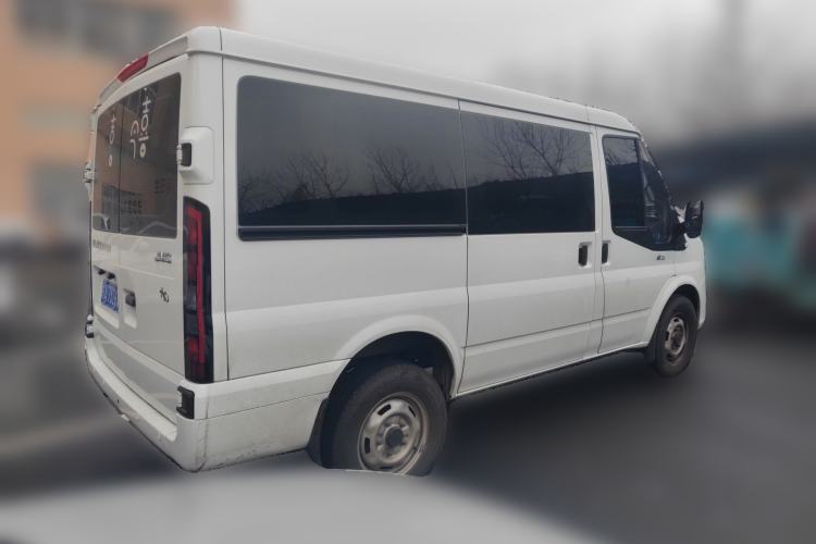 Used JMC Fushun 2025 2.0T 6MT Diesel Short-Wheelbase Low-Roof Commercial Multi-Purpose Passenger Vehicle with 5/6 Seats and Twin-Swing Tailgate Rear Right 45 Deg