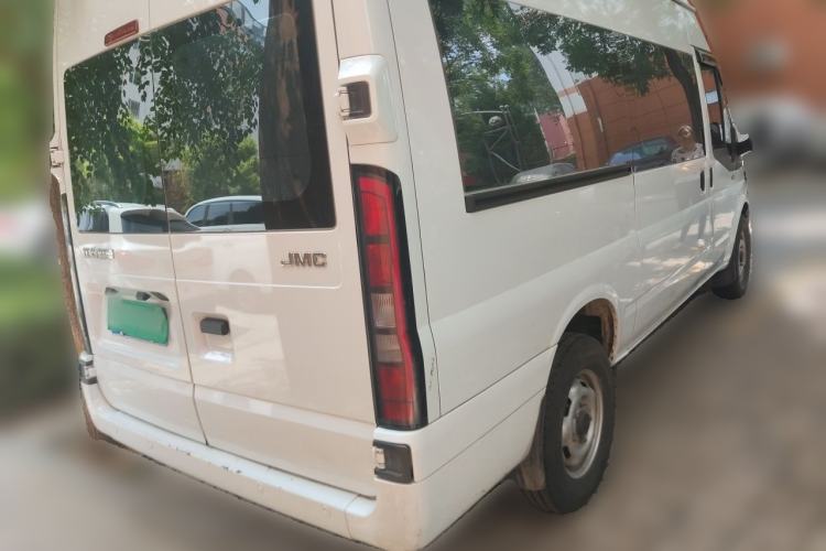 Used JMC Fushun 2025 2.0T 6MT Diesel Mid-Roof Mid-Height Commercial Multi-Purpose 7-Seater Passenger Vehicle Rear Right 45 Deg