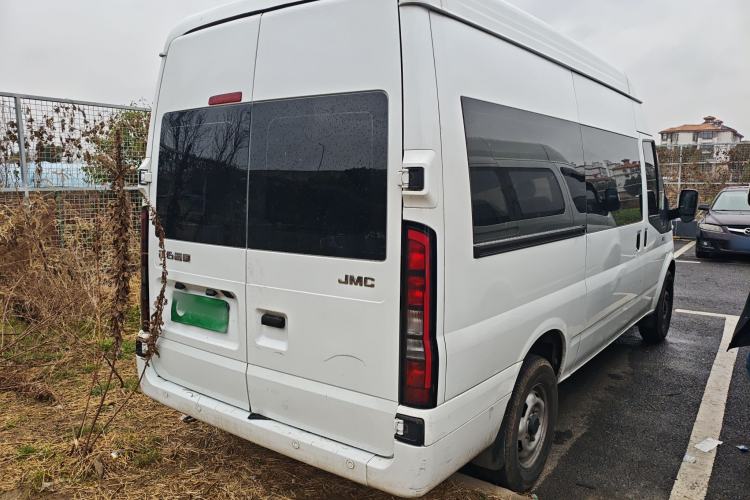 Used JMC Fushun 2025 2.0T 6MT Diesel Mid-Roof Mid-Height Commercial Multi-Purpose 7-Seater Passenger Vehicle Rear Right 45 Deg