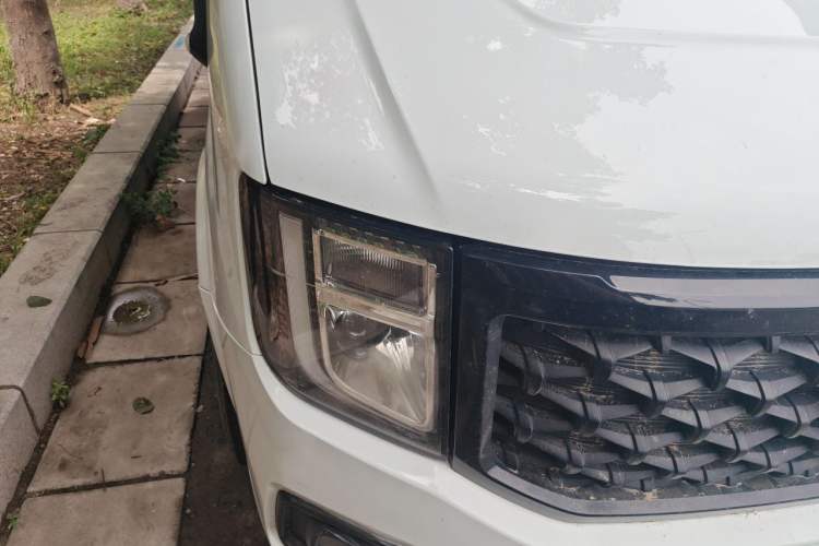 Used JMC Fushun  Right Front Headlight