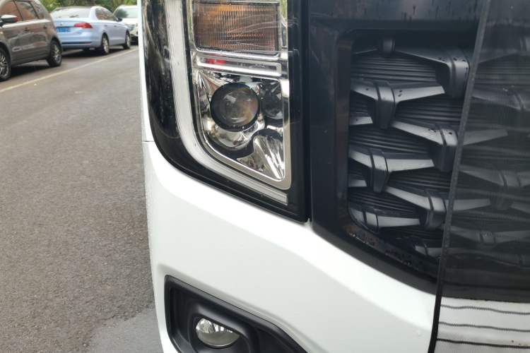 Used JMC Fushun  Right Front Headlight