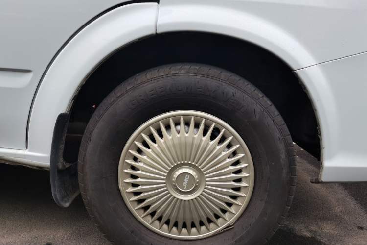 Used JMC Fushun  Right Front Wheel Hub