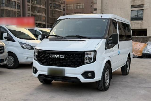 Used JMC Fushun 2025 2.0T 6MT Diesel Short-Wheelbase Low-Roof Commercial Multi-Purpose Passenger Vehicle with 5/6 Seats and Lift-Up Tailgate