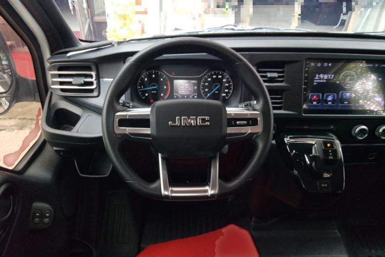Used JMC Fushun 2025 2.0T 8AT Diesel Mid-Range Mid-Top Commercial Multi-Purpose Passenger Vehicle with 5/6 Seats Steering Wheel