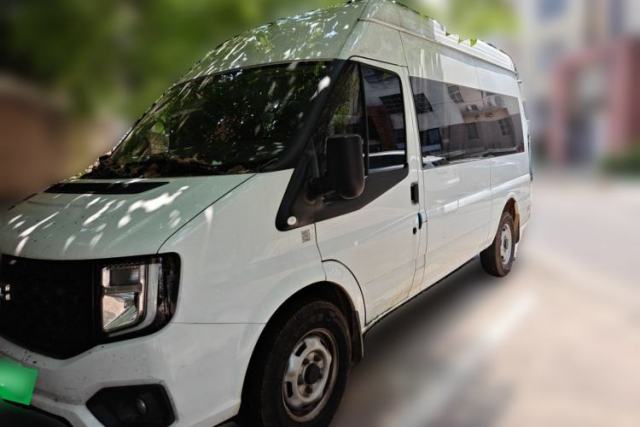 Ojetý JMC Fushun 2025 2.0T 8AT Diesel Mid-Roof Mid-Height Commercial Multi-Purpose 7-Seater Passenger Vehicle