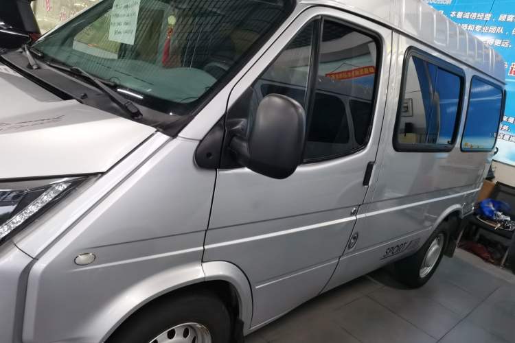 Used JMC Transit 2021 2.8T Space King Standard Version Short Wheelbase Mid-Height Roof 6-Seater Diesel Euro VI JX493 Exterior 5