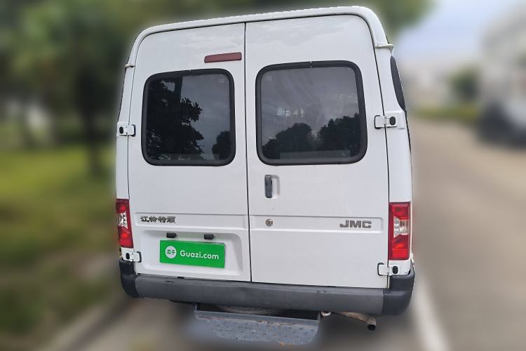 Used JMC Transit 2019 2.8T Commercial Version Short Wheelbase Mid-Roof 6-Seater China VI JX493 Rear