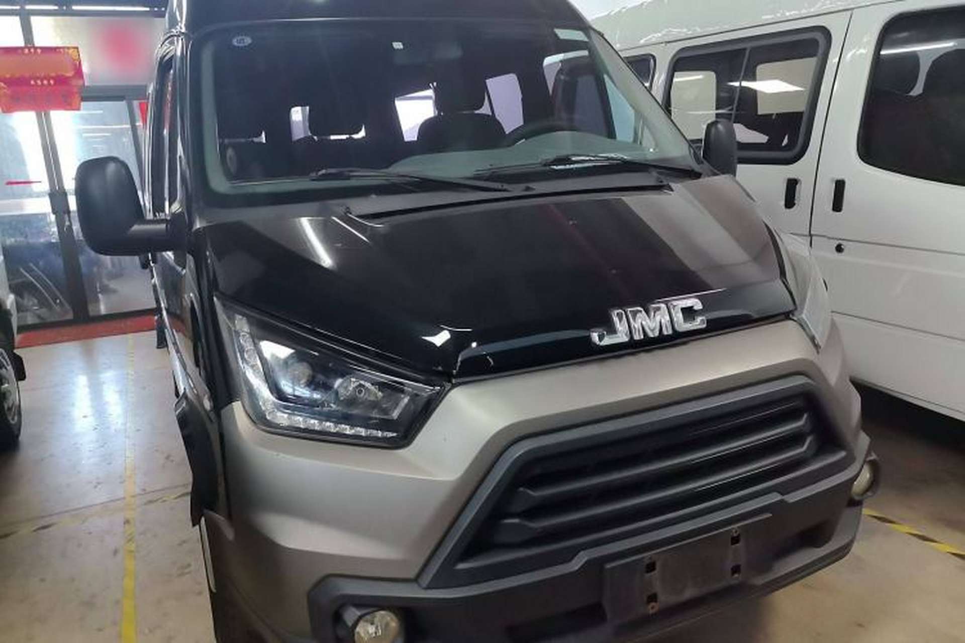 Used JMC Transit 2017 2.8T Commercial Version Short Wheelbase Mid-Roof 6/7/8-Seater JX493 Exterior 1