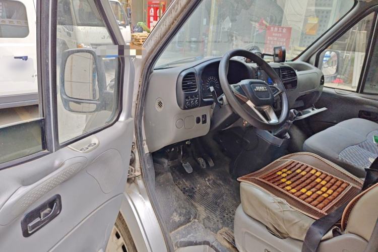 Used JMC Transit 2017 2.8T Commercial Version Long Wheelbase Mid-Roof 6/7/8-Seater JX493 Driver Seat