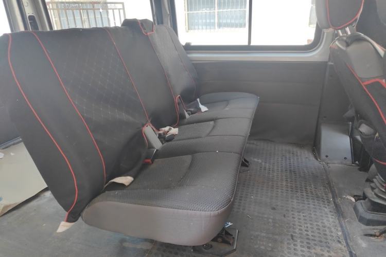 Used JMC Transit 2017 2.8T Commercial Version Short Wheelbase Mid-Roof 6/7/8-Seater JX493 Left Rear Seat