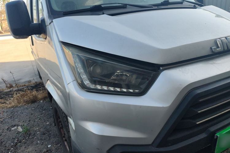 Used JMC Transit 2017 2.8T Commercial Version Long Wheelbase Mid-Roof 6/7/8-Seater JX493 Right Front Headlight
