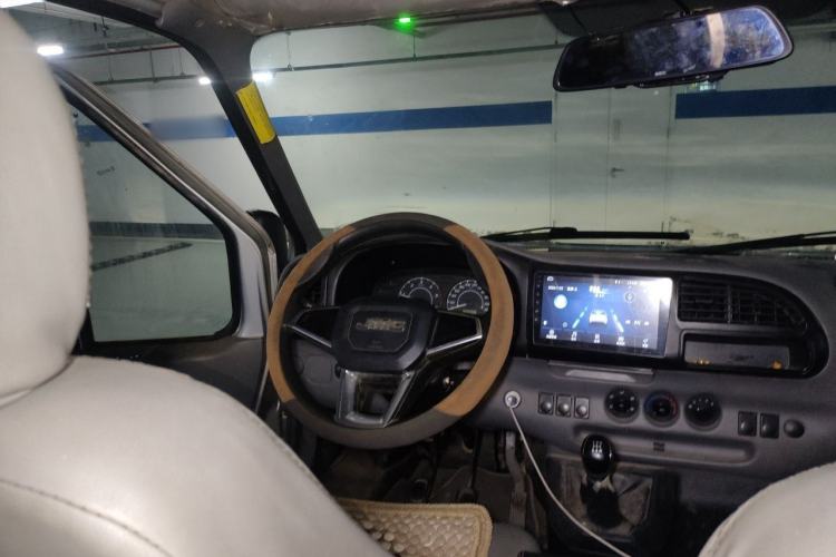 Used JMC Transit 2017 2.8T Commercial Version Short Wheelbase Mid-Roof 6/7/8-Seater JX493 Steering Wheel