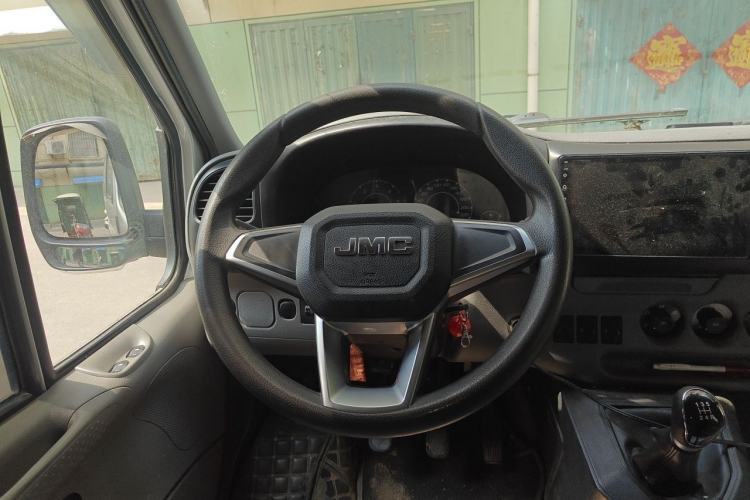 Used JMC Transit 2017 2.8T Commercial Version Long Wheelbase Mid-Roof 6/7/8-Seater JX493 Steering Wheel