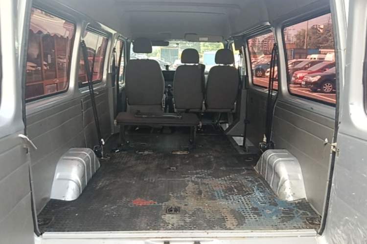Used JMC Transit 2017 2.8T Commercial Version Short Wheelbase Mid-Roof 6/7/8-Seater JX493 Trunk