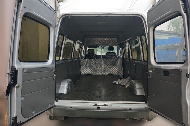 Used JMC Transit 2017 2.8T Commercial Version Long Wheelbase Mid-Roof 6/7/8-Seater JX493 Trunk
