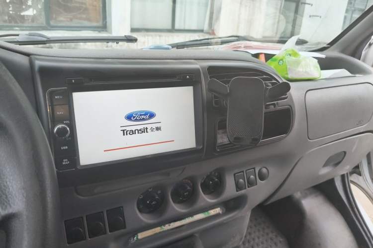 Used JMC Transit 2017 2.8T Commercial Version Short Wheelbase Mid-Roof 6/7/8-Seater JX493 Audio And AC Panel