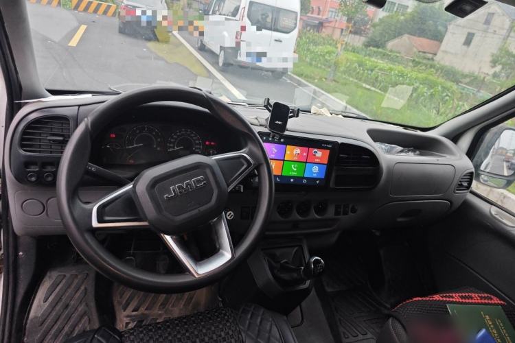 Used JMC Transit 2017 2.8T Commercial Version Long Wheelbase High-Roof 6/7/8-Seater JX493 Center Console