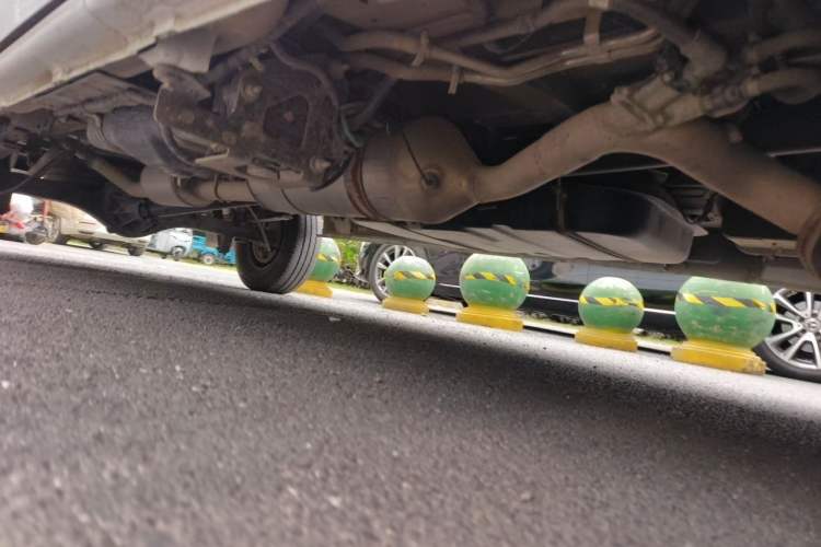 Used JMC Transit  Chassis Front Right