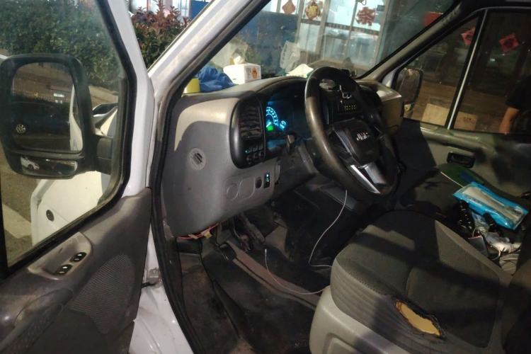 Used JMC Transit 2017 2.8T Commercial Version Short Wheelbase Mid-Roof 3-Seater JX493 Driver Seat