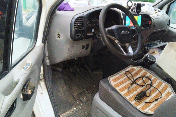 Used JMC Transit 2017 2.8T Commercial Version Short Wheelbase Mid-Roof 6/7/8-Seater JX493 Driver Seat