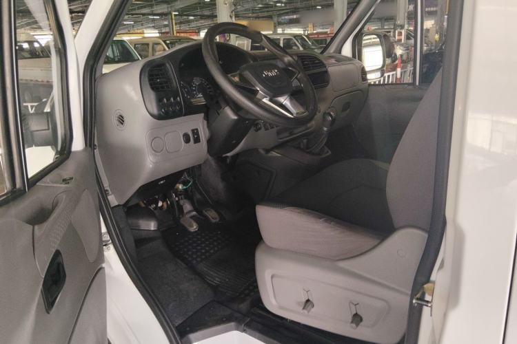 Used JMC Transit 2017 2.8T Commercial Version Long Wheelbase Mid-Roof 6/7/8-Seater JX493 Driver Seat