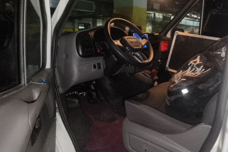 Used JMC Transit 2017 2.8T Commercial Version Short Wheelbase Low-Roof 6/7/8-Seater JX493 Driver Seat