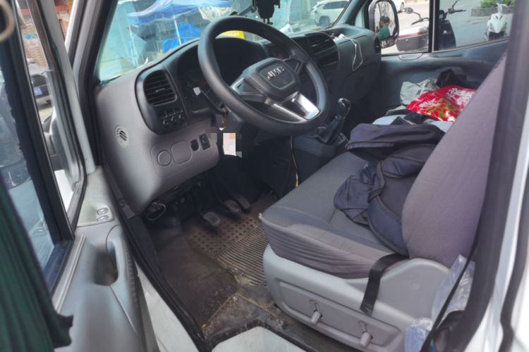 Used JMC Transit 2017 2.8T Commercial Version Long Wheelbase High-Roof 6/7/8-Seater JX493 Driver Seat