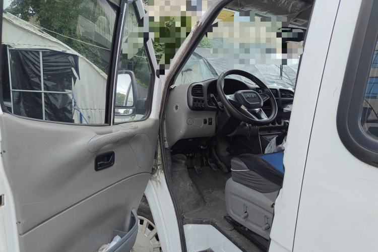 Used JMC Transit 2017 2.8T Commercial Version Short Wheelbase Mid-Roof 6/7/8-Seater JX493 Driver Seat