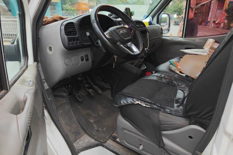 Used JMC Transit 2017 2.8T Commercial Version Long Wheelbase Mid-Roof 6/7/8-Seater JX493 Driver Seat