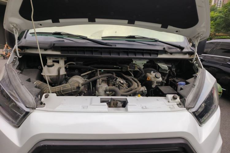Used JMC Transit  Engine Bay