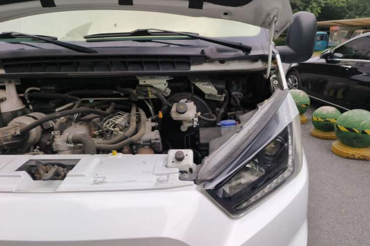 Used JMC Transit  Engine Bay Left
