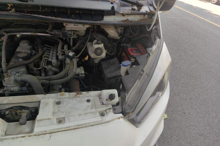 Used JMC Transit  Engine Bay Left