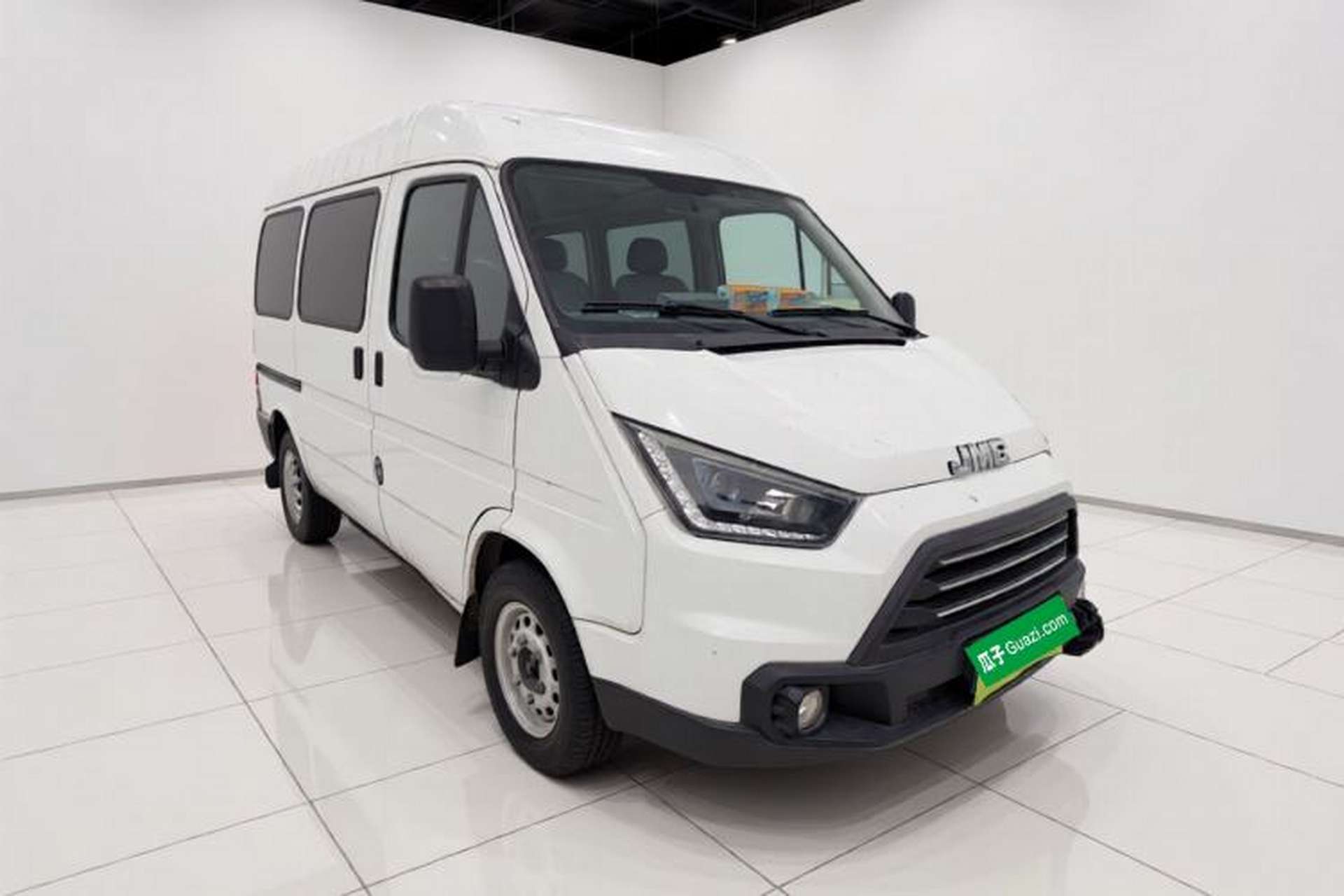 Used JMC Transit 2017 2.8T Commercial Version Short Wheelbase Mid-Roof 6/7/8-Seater JX493 Exterior 2