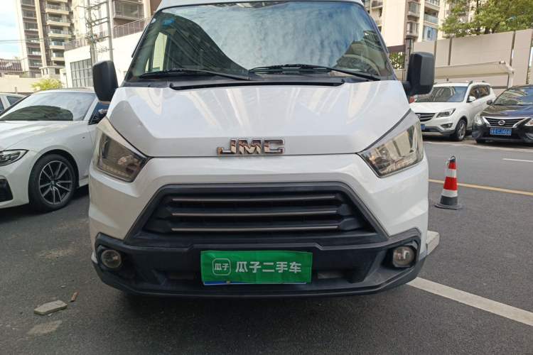 Used JMC Transit 2017 2.8T Commercial Version Long Wheelbase Mid-Roof 6/7/8-Seater JX493 Front