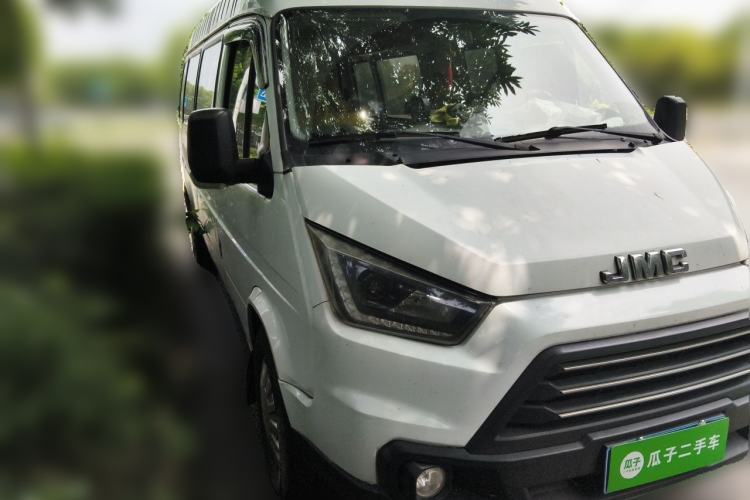 Used JMC Transit 2017 2.8T Commercial Version Long Wheelbase Mid-Roof 6/7/8-Seater JX493 Front Right 45 Deg