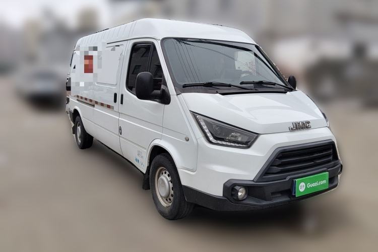 Used JMC Transit 2017 2.8T Commercial Version Long Wheelbase Mid-Roof 3-Seater JX493 Front Right 45 Deg
