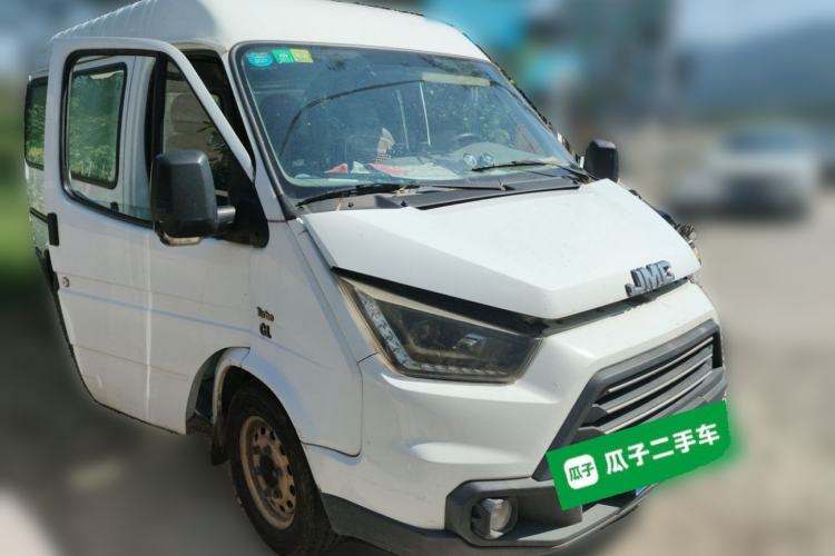 Used JMC Transit 2017 2.8T Business-Grade Short Wheelbase Mid-Roof 7/8-Seater JX493 Front Right 45 Deg