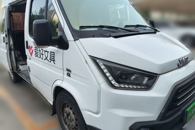 Used JMC Transit 2017 2.8T Commercial Version Short Wheelbase Mid-Roof 6/7/8-Seater JX493 Front Right 45 Deg