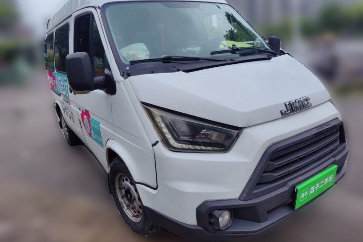 Used JMC Transit 2017 2.8T Commercial Version Long Wheelbase Mid-Roof 6/7/8-Seater JX493 Front Right 45 Deg