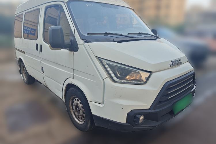 Used JMC Transit 2017 2.8T Commercial Version Short Wheelbase Mid-Roof 6/7/8-Seater JX493 Front Right 45 Deg
