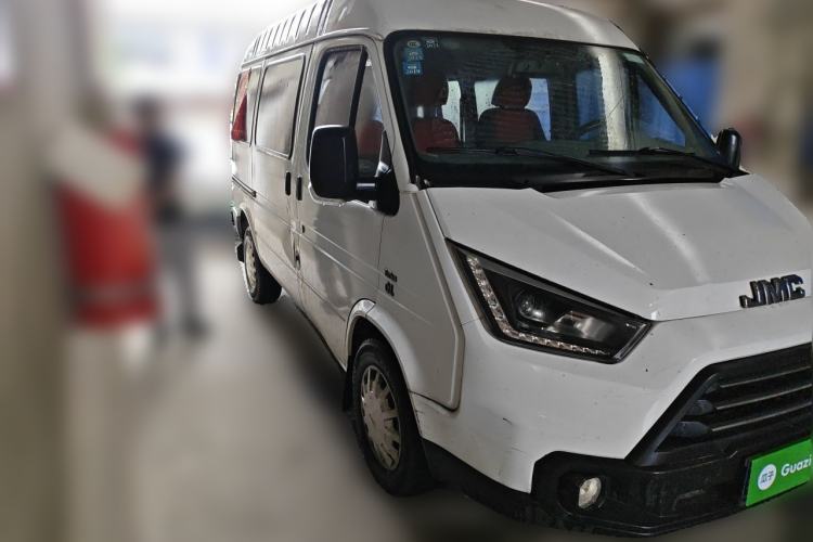 Used JMC Transit 2017 2.8T Commercial Version Short Wheelbase Mid-Roof 6/7/8-Seater JX493 Front Right 45 Deg