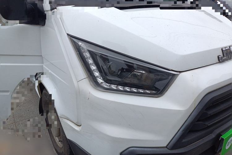 Used JMC Transit 2017 2.8T Commercial Version Short Wheelbase Mid-Roof 3-Seater JX493 Front Right 45 Deg
