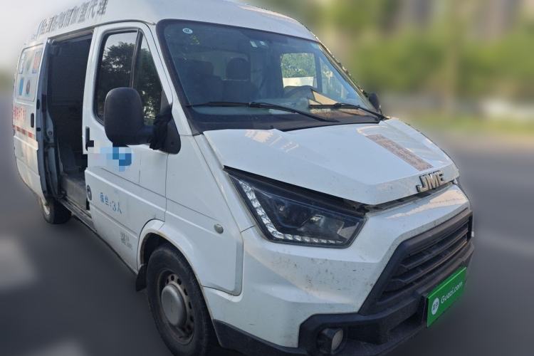 Used JMC Transit 2017 2.8T Commercial Version Short Wheelbase Mid-Roof 3-Seater JX493 Front Right 45 Deg